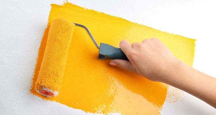 Importancia de la forma anatómica y la materia en el mango de pintura para el proceso de pintado